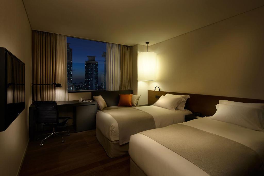 room-card-img-1